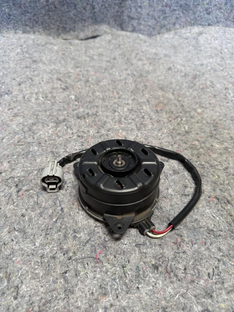 Toyota Corolla 5 Blade Fan Motor 163630T020 OEM – photo 3