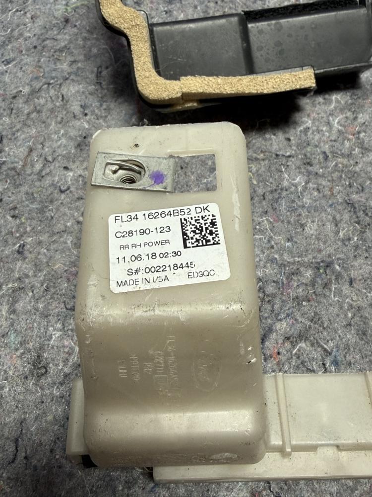 Ford F250 Rear Right Door Latch Actuator FL3416264B52 OEM – photo 3