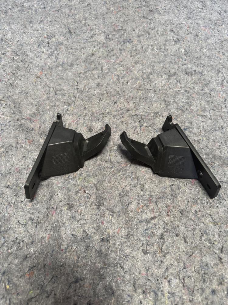Chevrolet Corvette Rear Right & Left Compartment Stowage Tray Hook OEM – photo 1