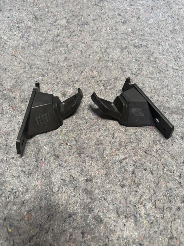 Chevrolet Corvette Rear Right & Left Compartment Stowage Tray Hook OEM – photo 3