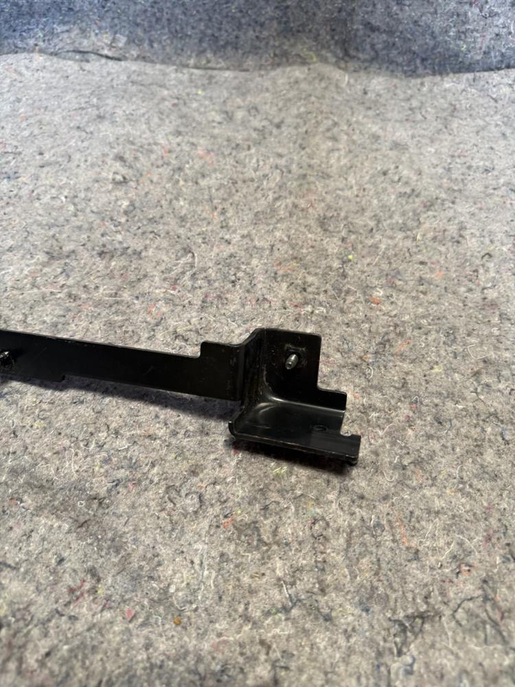 Genuine Infiniti Cruise Control Distance Sensor Bracket 28424GA1A OEM – photo 4