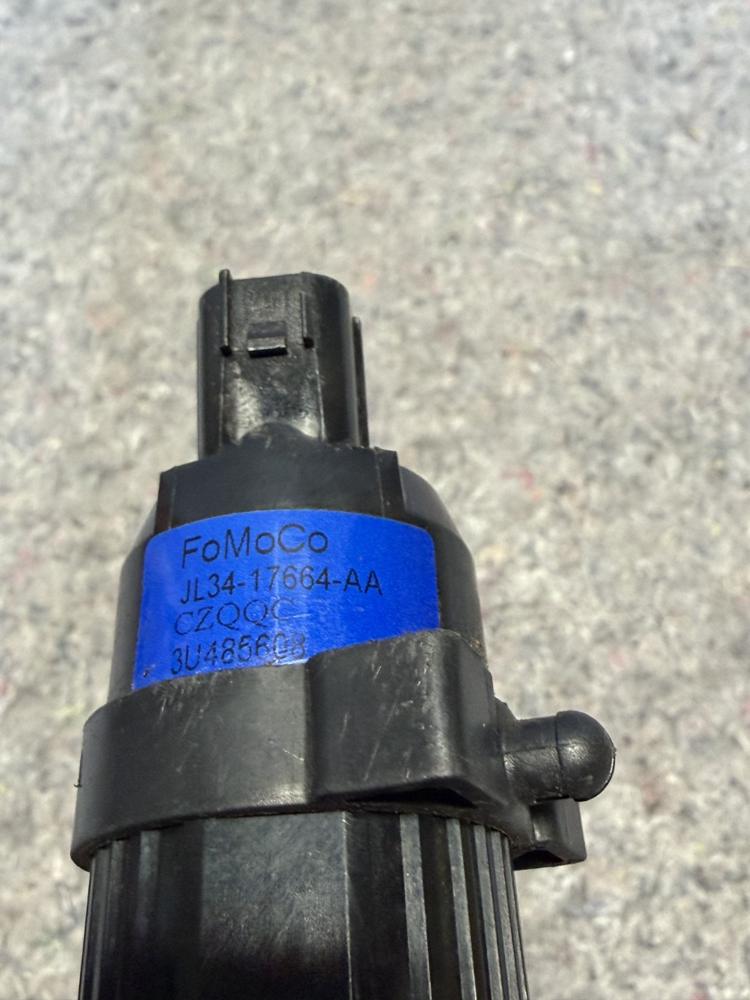 Ford F150 Windshield Reservoir Motor Pump JL3417664AA OEM – photo 2