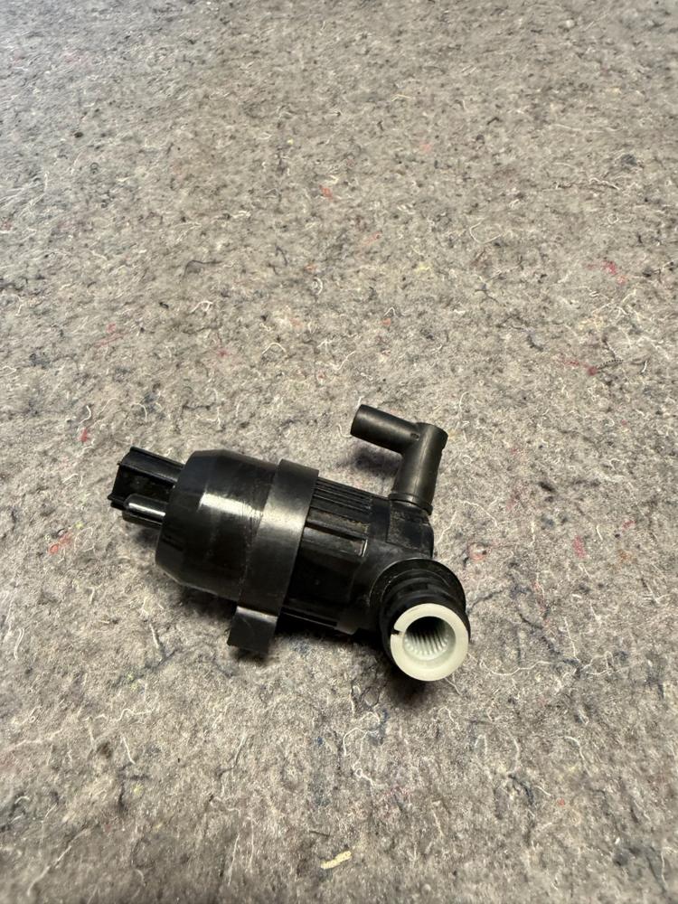 Ford F150 Windshield Reservoir Motor Pump JL3417664AA OEM – photo 3