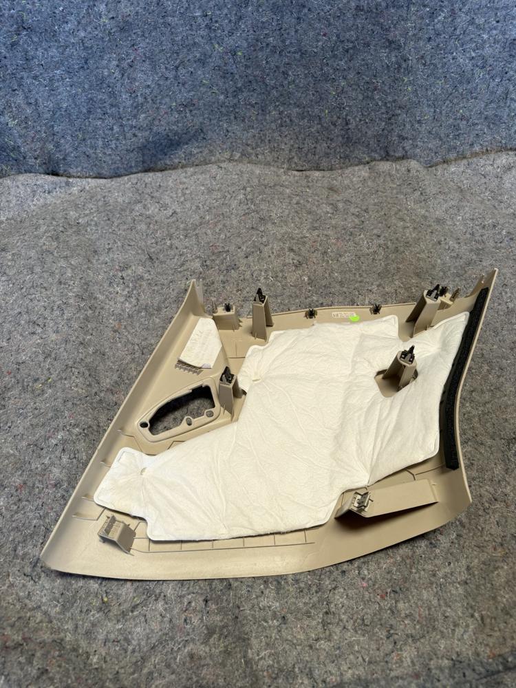 Ford Expedition C Pillar Trim NL1Z7831012AB OEM – photo 2