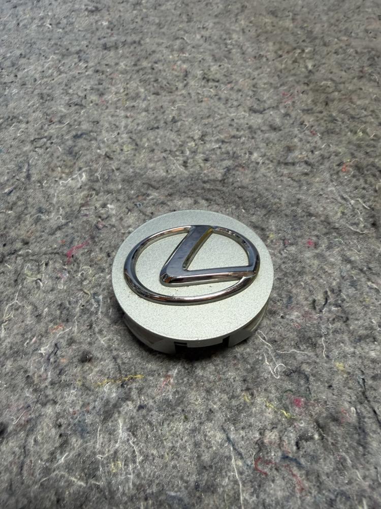 Center Cap Lexus 4260330540 Wheel OEM Hubcap – photo 3