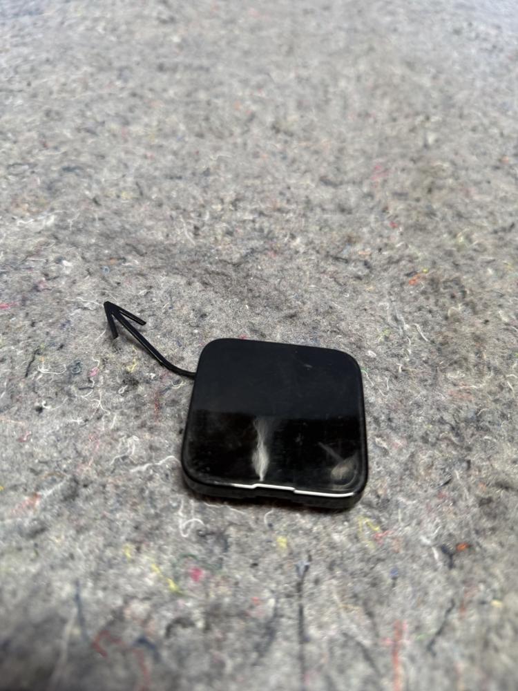 Infiniti Tow Eye Cap 850714GA0A OEM – photo 1