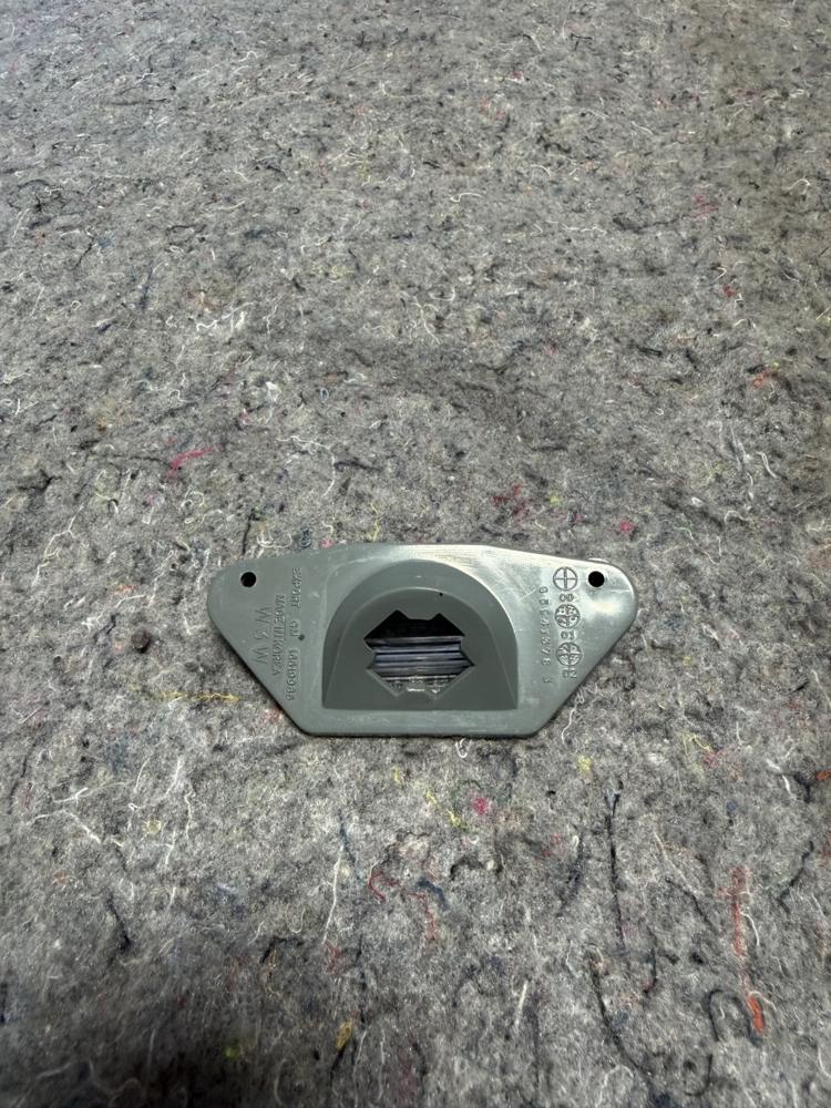 Corvette C5 C6 License Plate Lamp Gm 16519986 OEM – photo 3