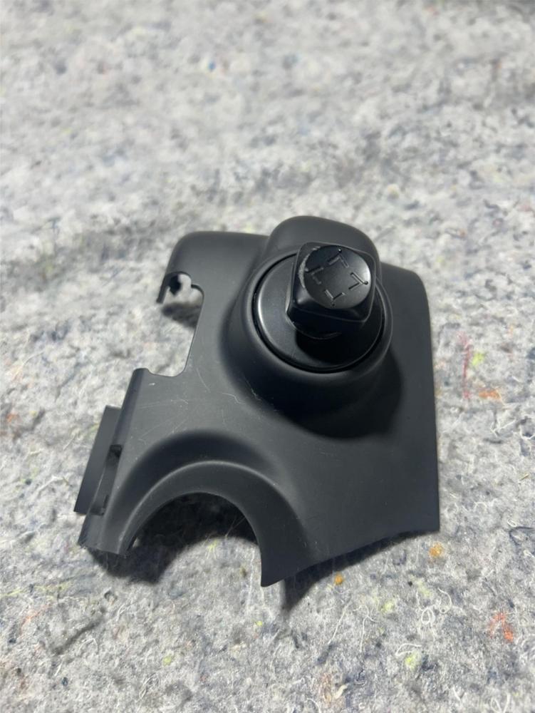 2016-2017 Infiniti Q50 Steering Solumn Adjustment Lever 484P4-4GF0A OEM – photo 1