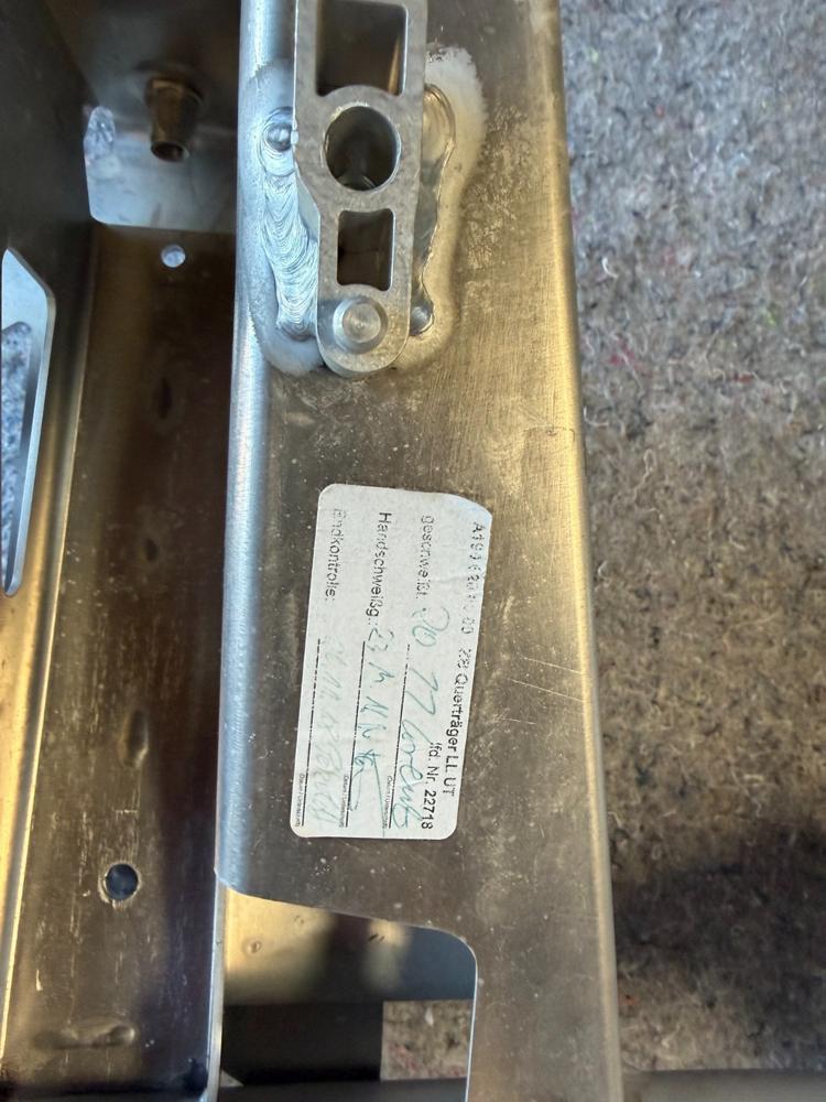 Mercedes AMG GTR Dashboard Panel Crossmember Carrier Bracket A1906200000 OEM – photo 4