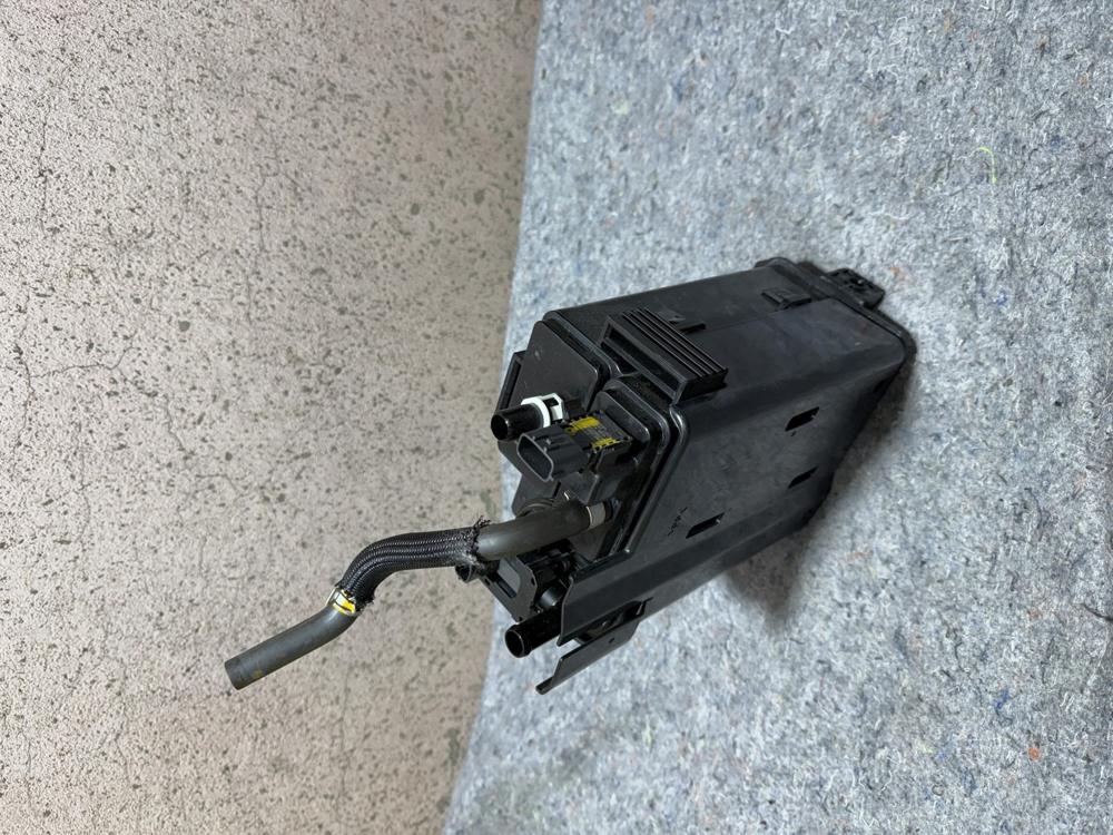 16-20 Infiniti Q50 Q60 Fuel Vapor Evaporator Charcoal Canister Assembly OEM – photo 3
